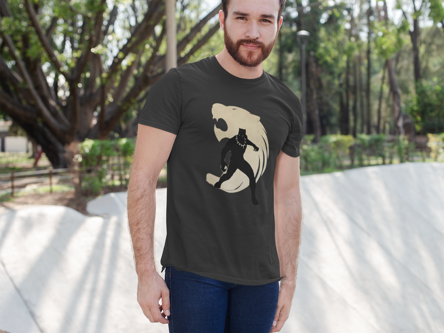 Black Panther Graphic T-Shirt - Regular fit
