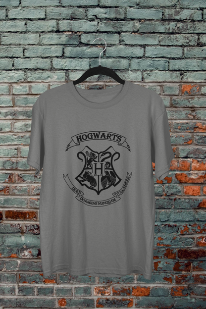 Hogwarts Black Logo T-Shirt - Regular fit