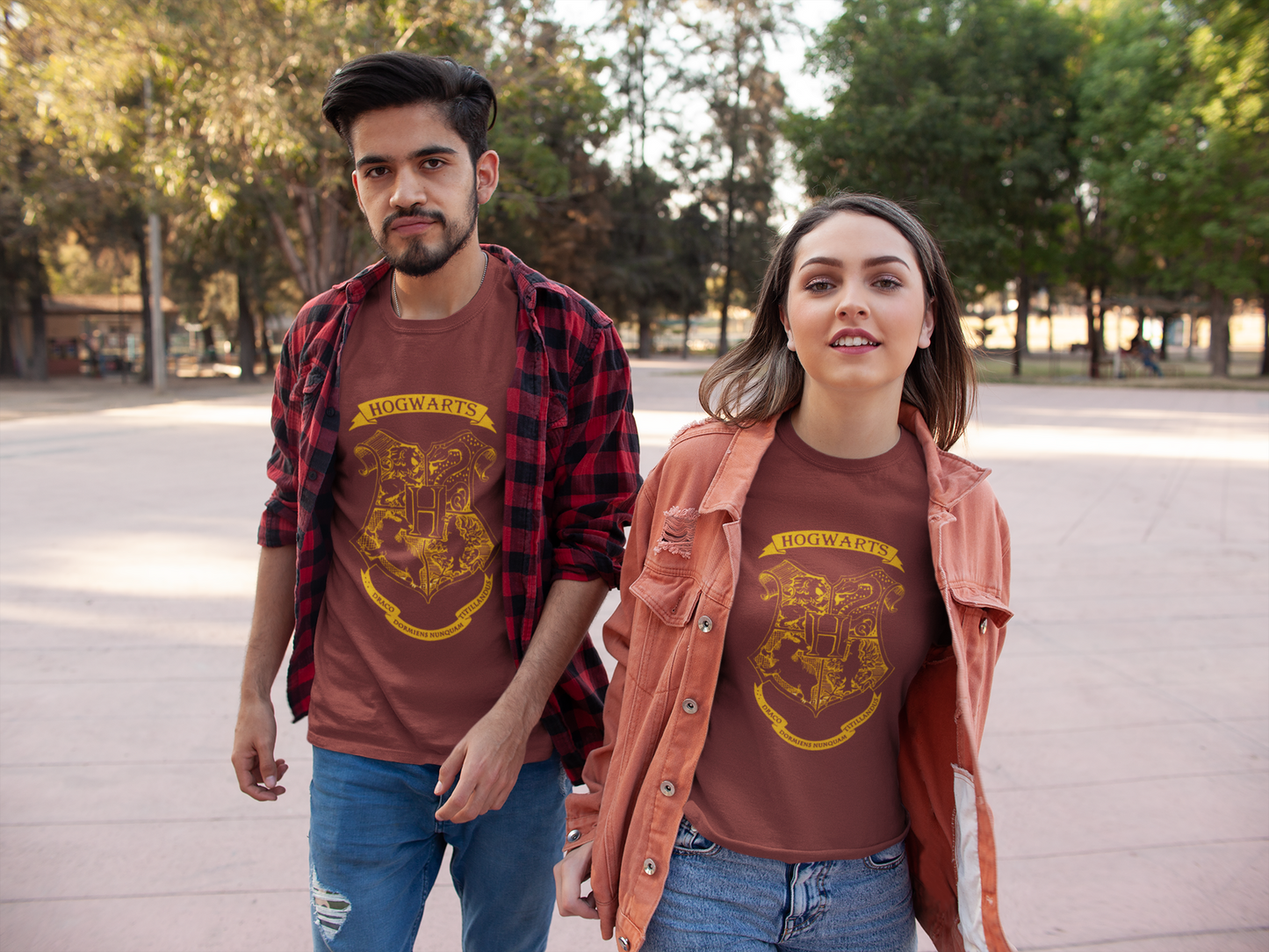 Hogwarts Logo T-Shirt - Regular fit